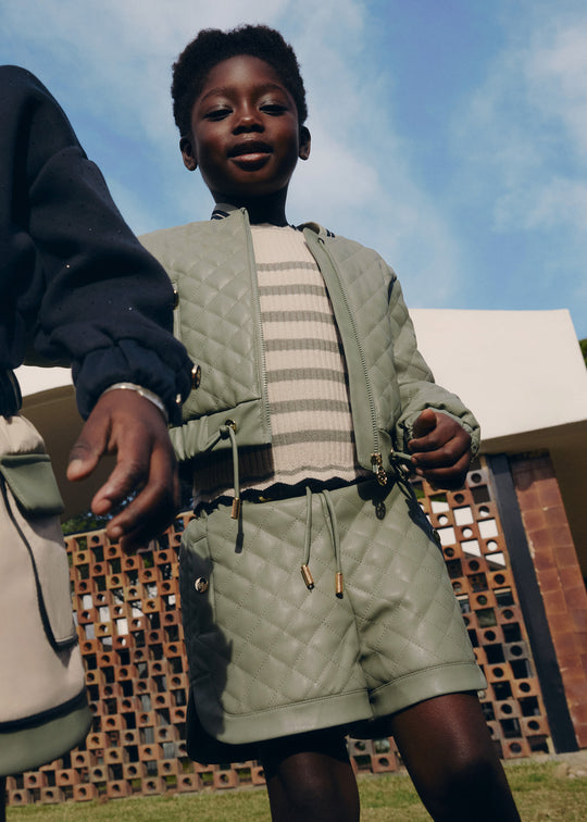 Pantaloni Fashion Fetite Scurti Verzi Matlasati Piele Ecologica 5720 Abel & Lula