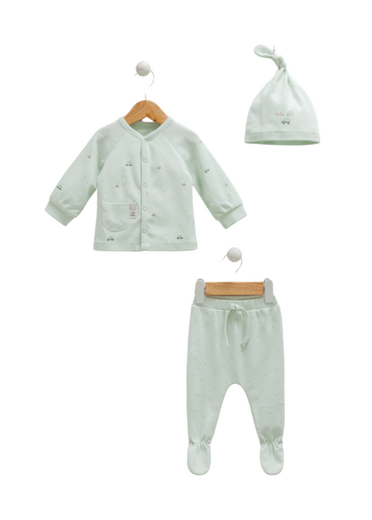 Set Bluza Pantaloni si Fes Verde cu Imprimeu Masini Flying Cars TKE1196 Mell Sweet Baby
