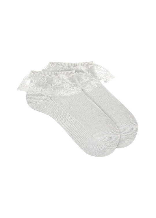 Ivory Short Socks with Lace Ruffle 24904 Condor
