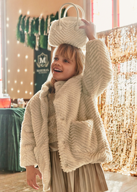 Palton Bej din Blana 4441 Mayoral