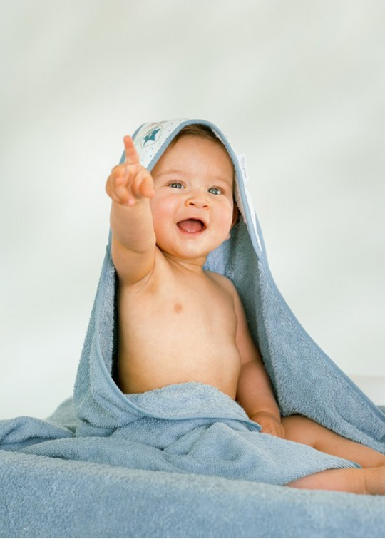 Hooded towel 100x100 cm+Blue bib with a giraffe on a bicycle 01236-01 Don Algodon