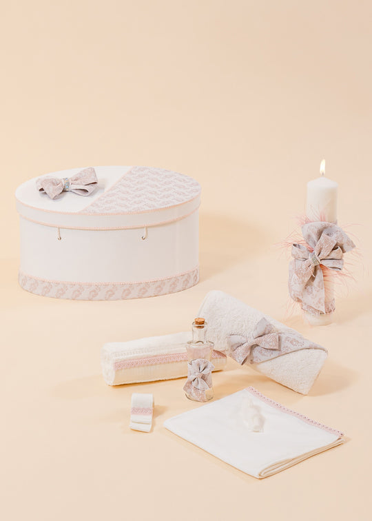 Set Botez Melania 3 Piese, Lumanare, Trusou si Cufar Personalizate AnneBebe