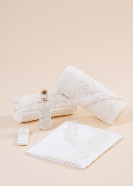 AnneBebe Sonia Cream Lace With Pearls Truss