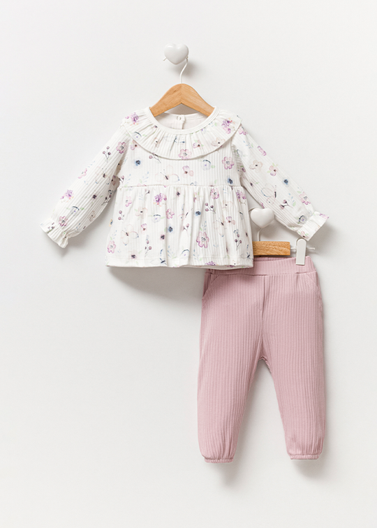 Girls' 2-Piece Casual Set Made of Organic Cotton Ivory Blouse with Lilac Flowers and Long Lilac Pants 3028 Bubbles