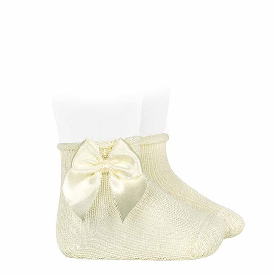 Sosete Crem Din Bumbac Perlat Cu Fundite Saten Fete Condor 25254
