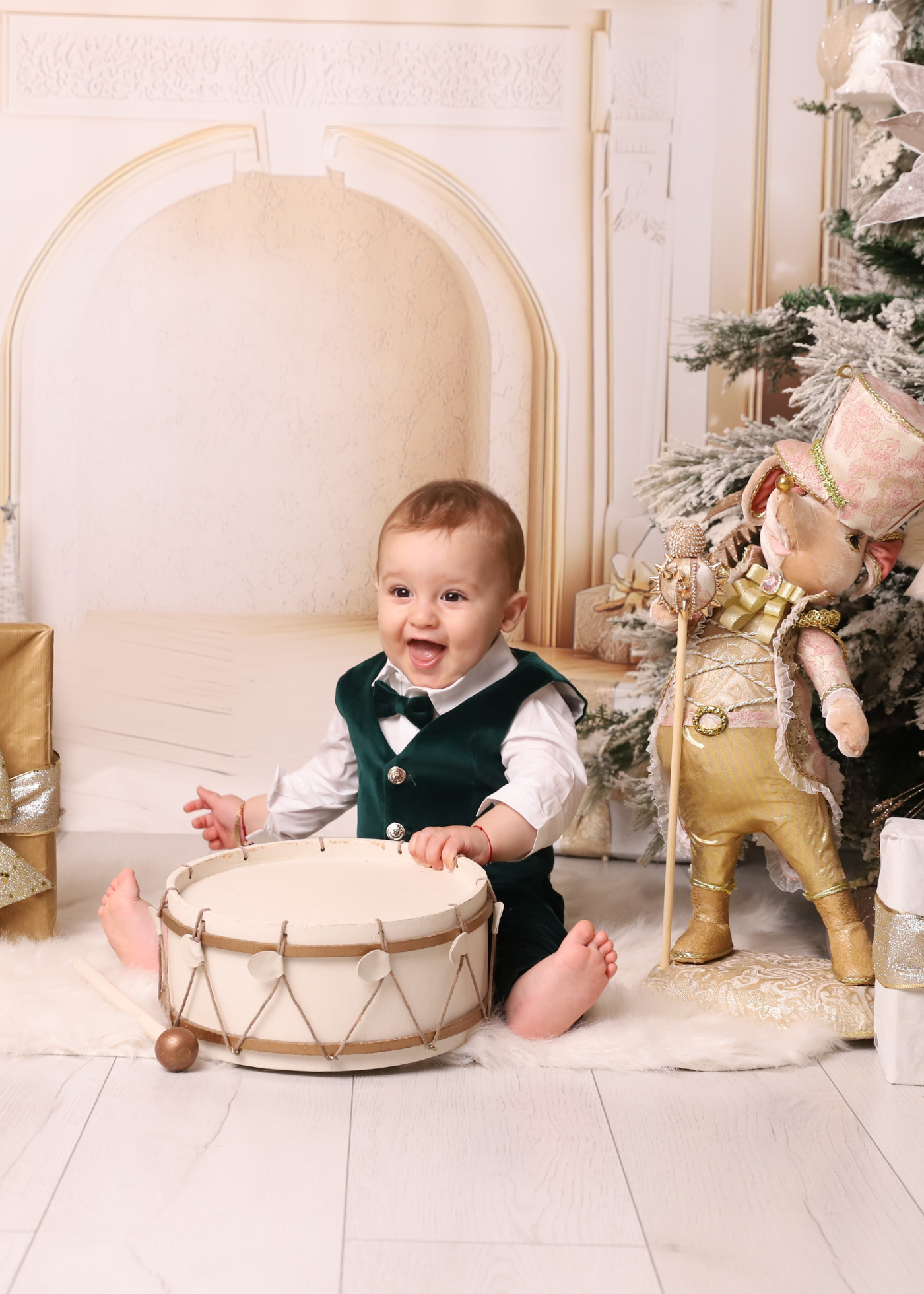 Ayan Green Velvet Costume AnneBebe