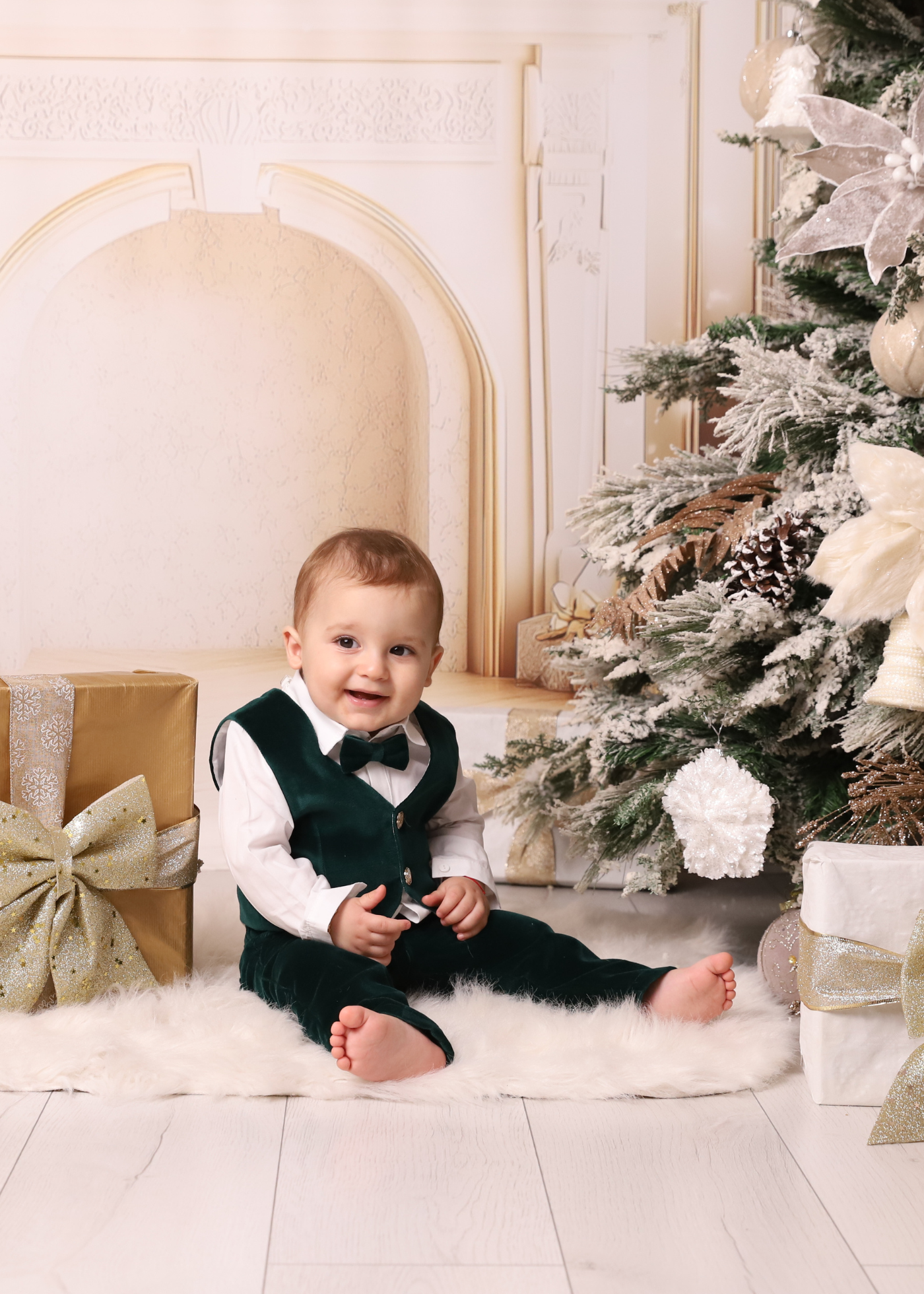 Ayan Green Velvet Costume AnneBebe