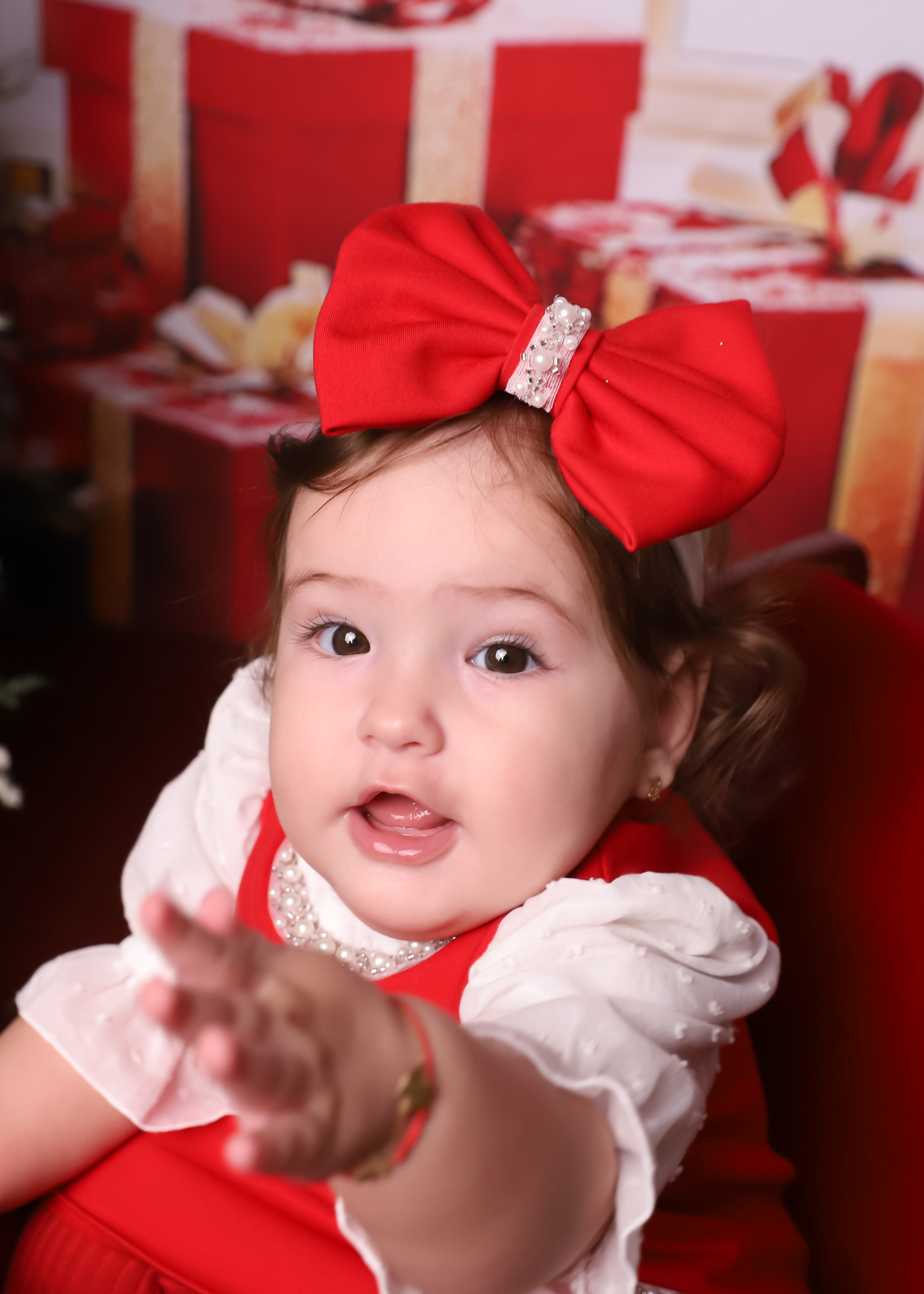 Rochita Rosie Cu Perle La Gat Si Buzunare AnneBebe