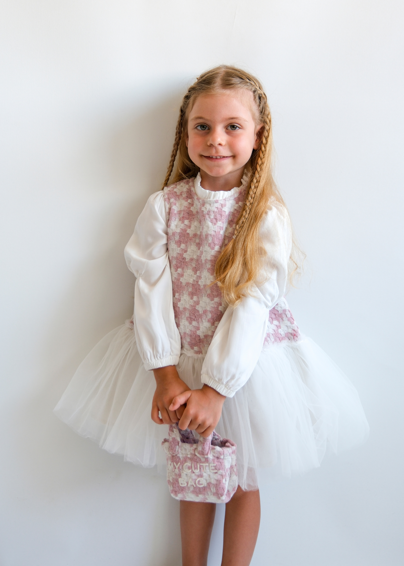 Set Sarafan Stofa Roz cu Tull, Camasa Alba si Poseta 3768 Mino Baby