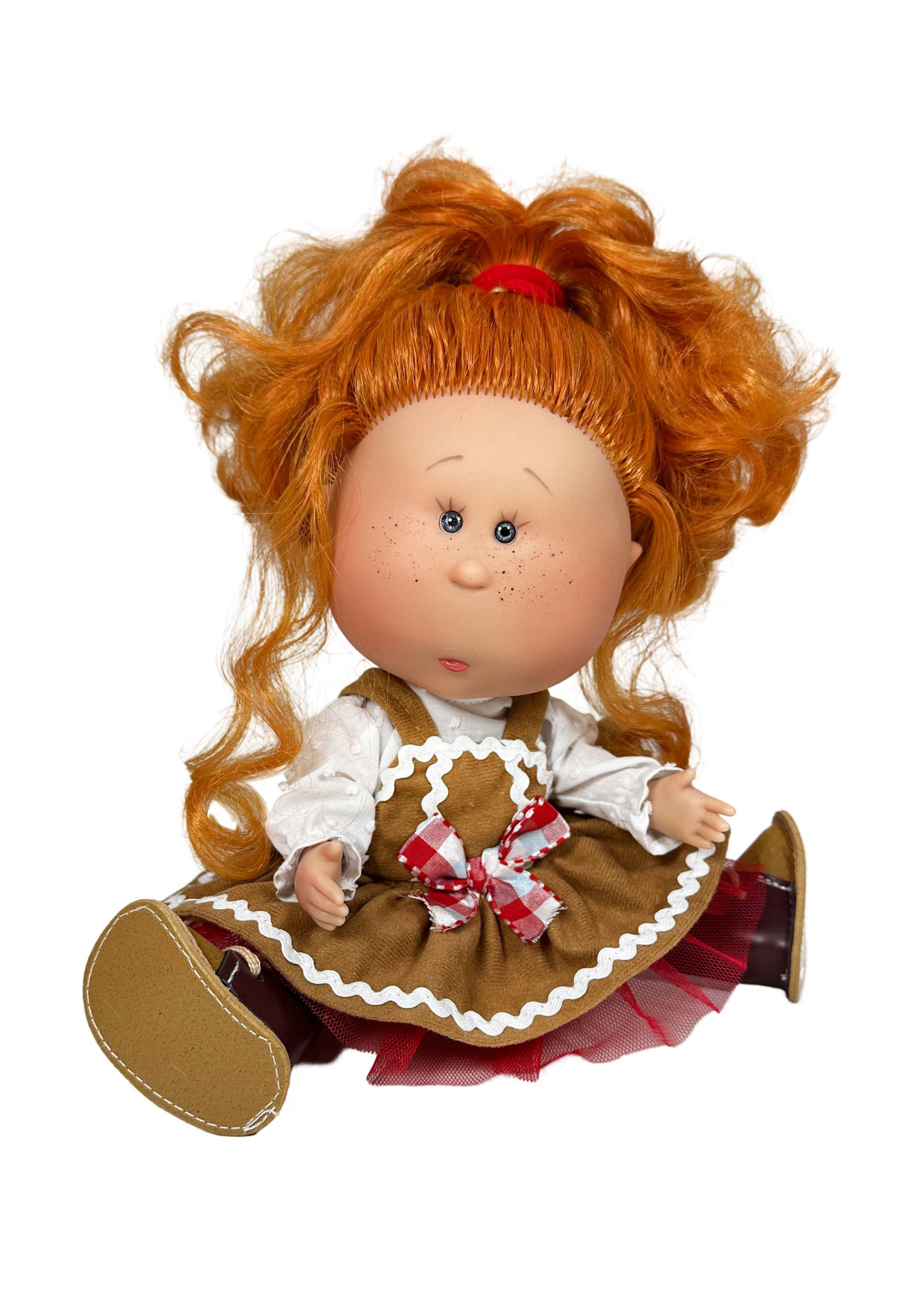 Papusa Parfumata Mia Roscata, Corp Vinil cu Fustita Maro si Bluzita Alba – 30 cm – 3443 – Nines