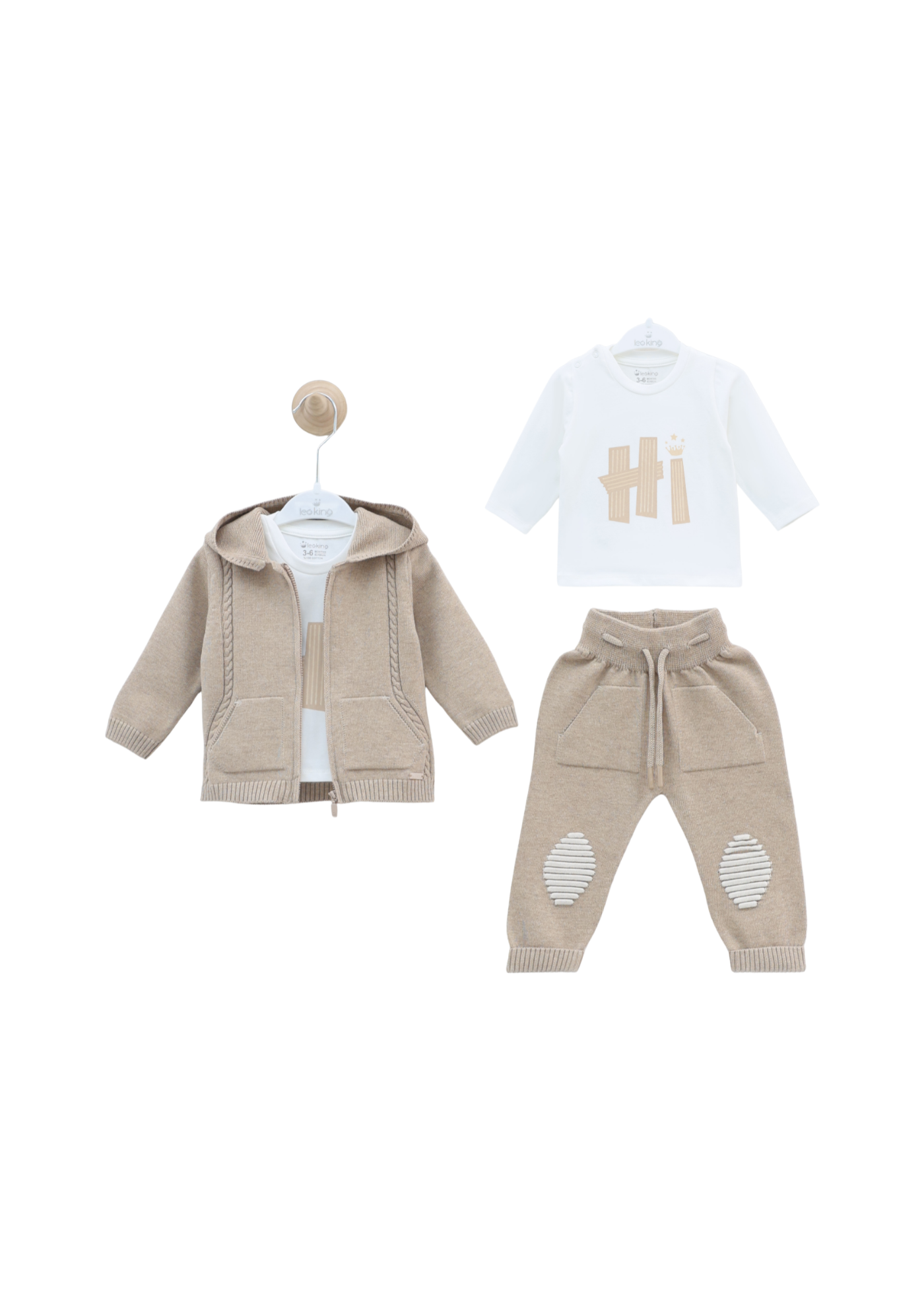 Set 3 Piese Hanorac si Pantaloni Tricotate Bej si Bluza Ivory cu Maneca Lunga 8003 Leo King