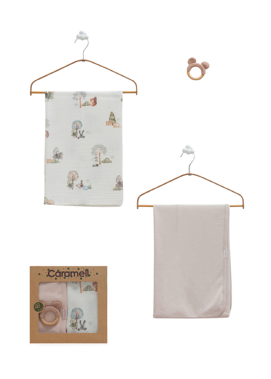 Set 3 Piese Pled din Bumbac, Pled Muselina si Jucarie Roz Pudra BTU2467 Mell Sweet Baby