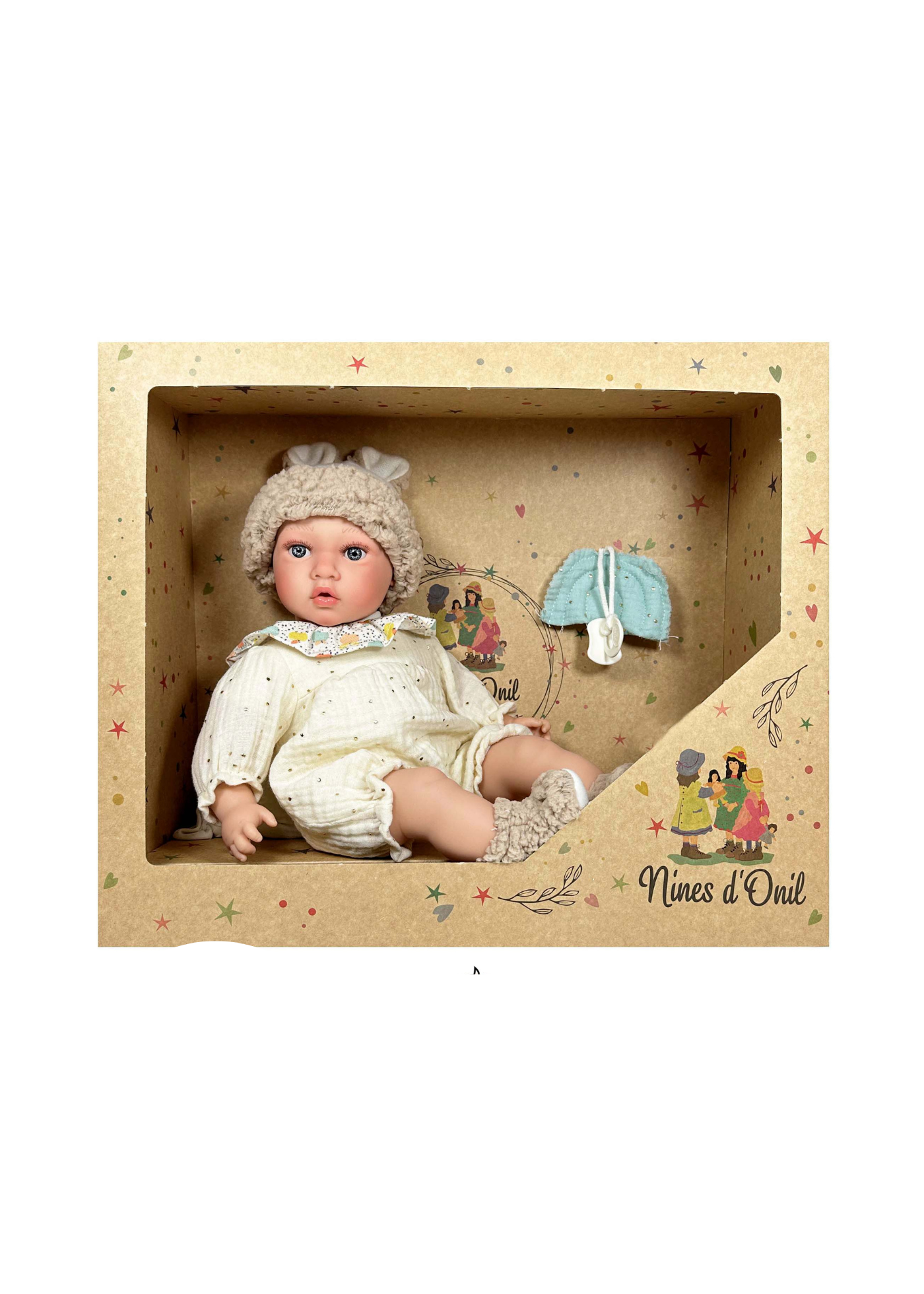 Bebelus Parfumat Susette cu Mecanism Salopeta Scurta Crem, Caciula cu Botosei din Blanita Bej – 40 cm – 5313 – Nines