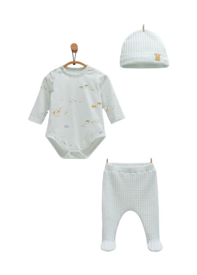 Set 3 Piese Bleu Body Pantaloni si Fes cu Imprimeu Animale Safari Time BPS1820 Mell Sweet Baby