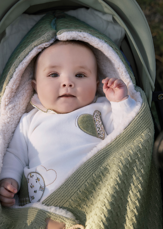 Portbebe Tricotat Verde cu Blana 9999 Mayoral