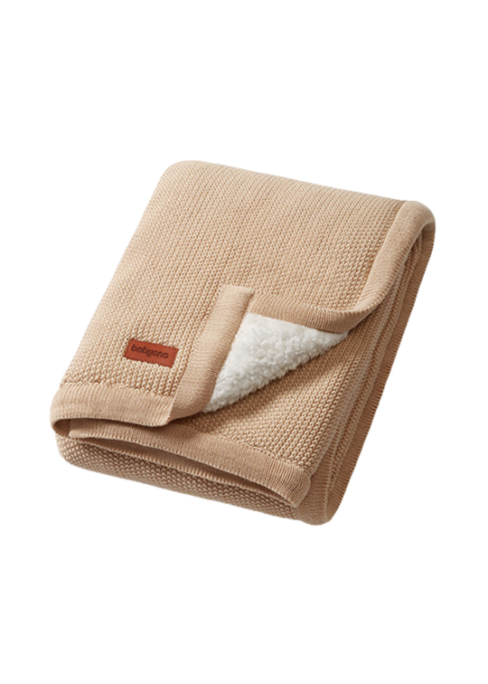 Paturica Tricotata Bej din Bumbac Captusita cu Blanita Alba - 75x100 cm 1659/02 - BabyOno