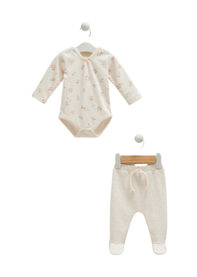 Set Body cu Maneca Lunga si Pantaloni Crem cu Cirese Cherry Baby BPK1216 Mell Sweet Baby