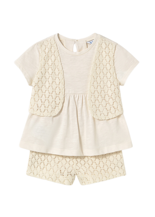 Set 2 Piese Bej Pantaloni Scurti Crosetati si Tricou cu Vesta Crosetata 1239 Mayoral