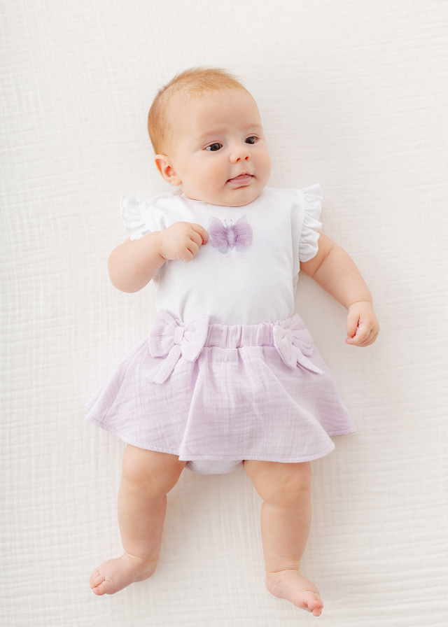 Set 2 Piese Tricou Alb cu Fluture Mov si Fusta din Muselina Mov AC25575 Andywawa