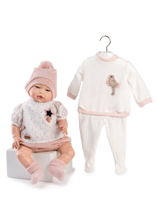 Лялька Almudena Reborn 42 см, вініл з квітковим принтом, біла сорочка та рожевий капелюх 10250 Guca