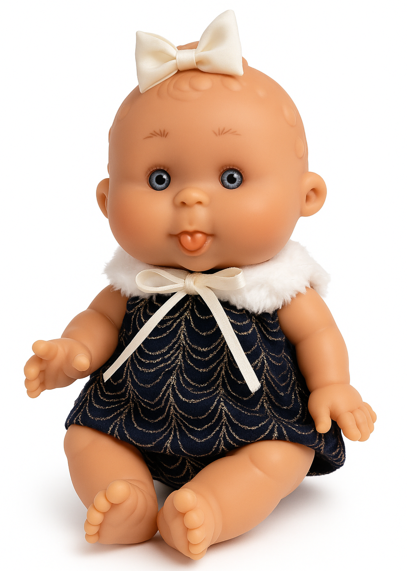 Papusa Parfumata Xmas cu Rochita Neagra cu Insertie Aurie si Guler de Blana Alb - 26 cm - 0489 - Nines