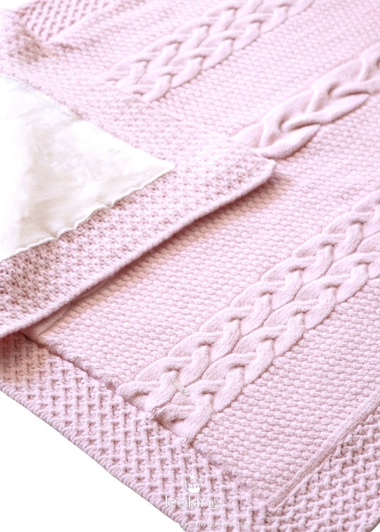 Patura Roz din Lana Merinos cu Captuseala din Blana 9707 Leo King