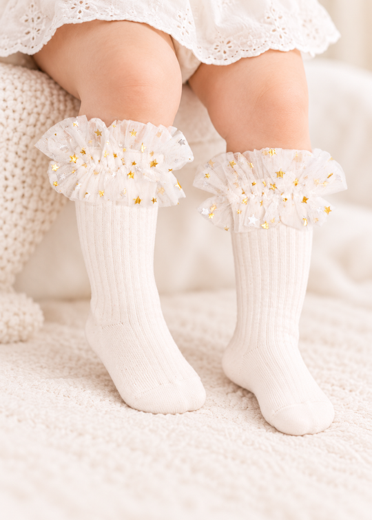 Ciorapi 3/4 cu Volan din Tul si Stelute Aurii pentru Fetite CMN0094 – MinoBaby