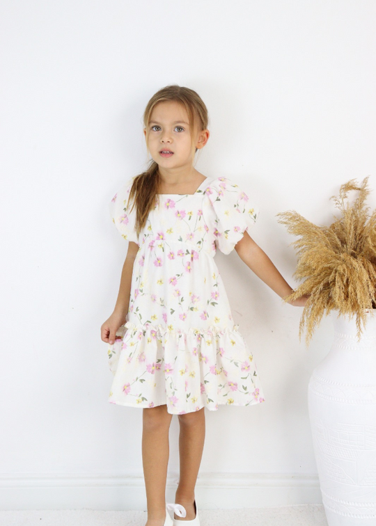 Rochie Ivory cu Imprimeu Flori Mov cu Maneci Bufante M0637 Connie Baby