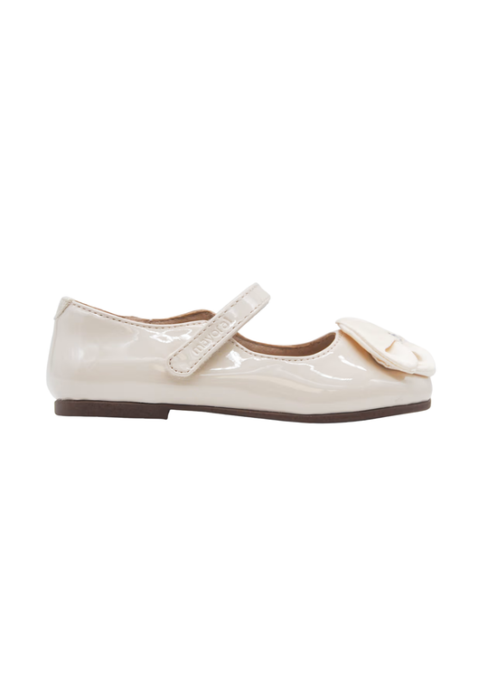 Balerini Ivory Lacuiti cu Funda si Bareta pentru Fetite 44670 – Mayoral
