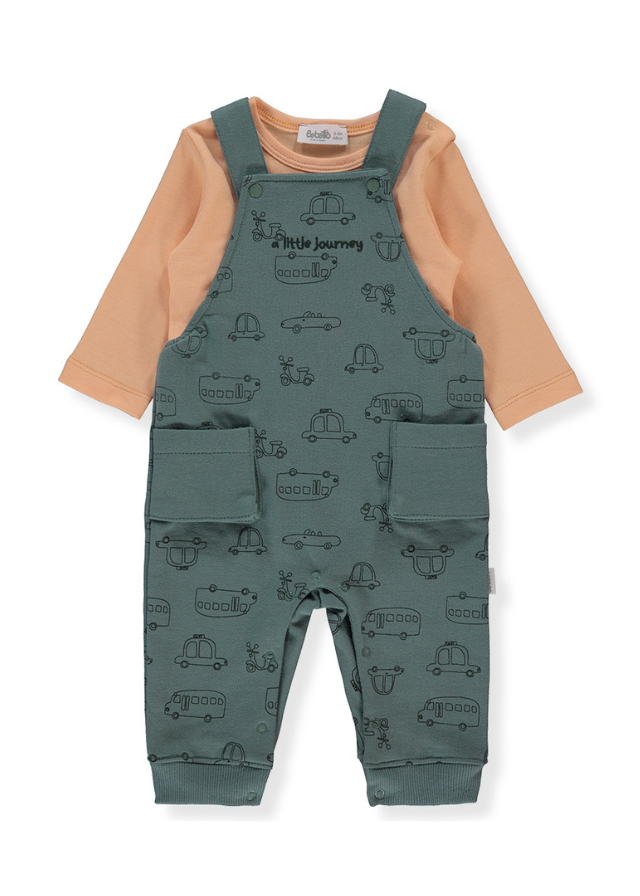 Set 2 Piese Salopeta cu Bretele Verde cu Masini si Bluza Portocalie Little Journey art K4546 col GREEN Bebetto