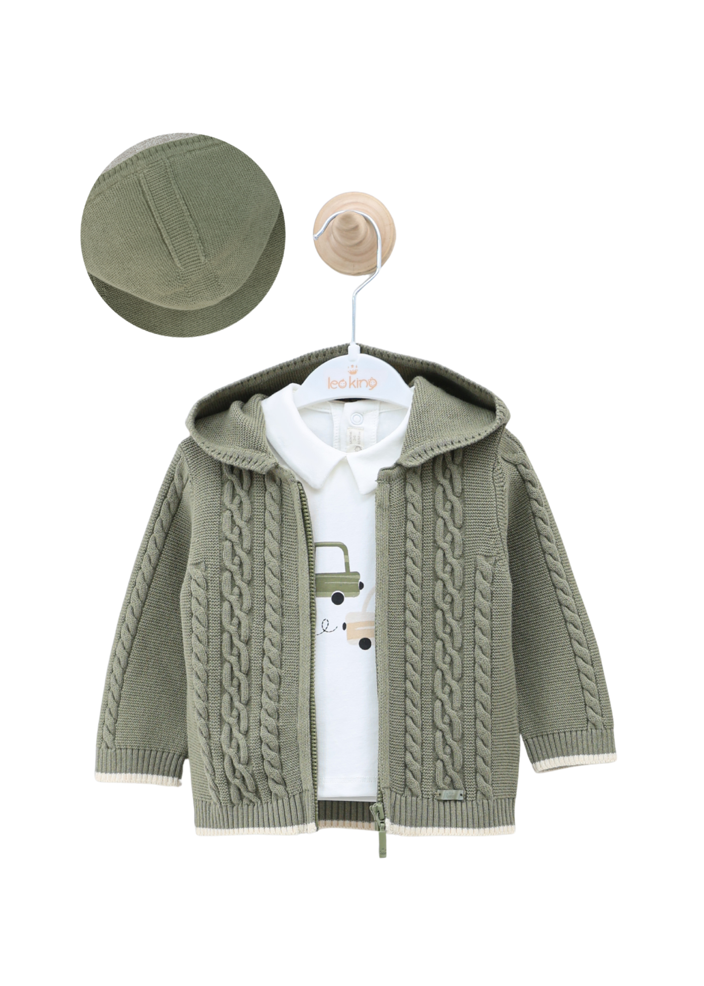 Set 3 Piese jacheta si Pantaloni Tricotate Verzi si Bluza Ivory cu Masini 8012 Leo King