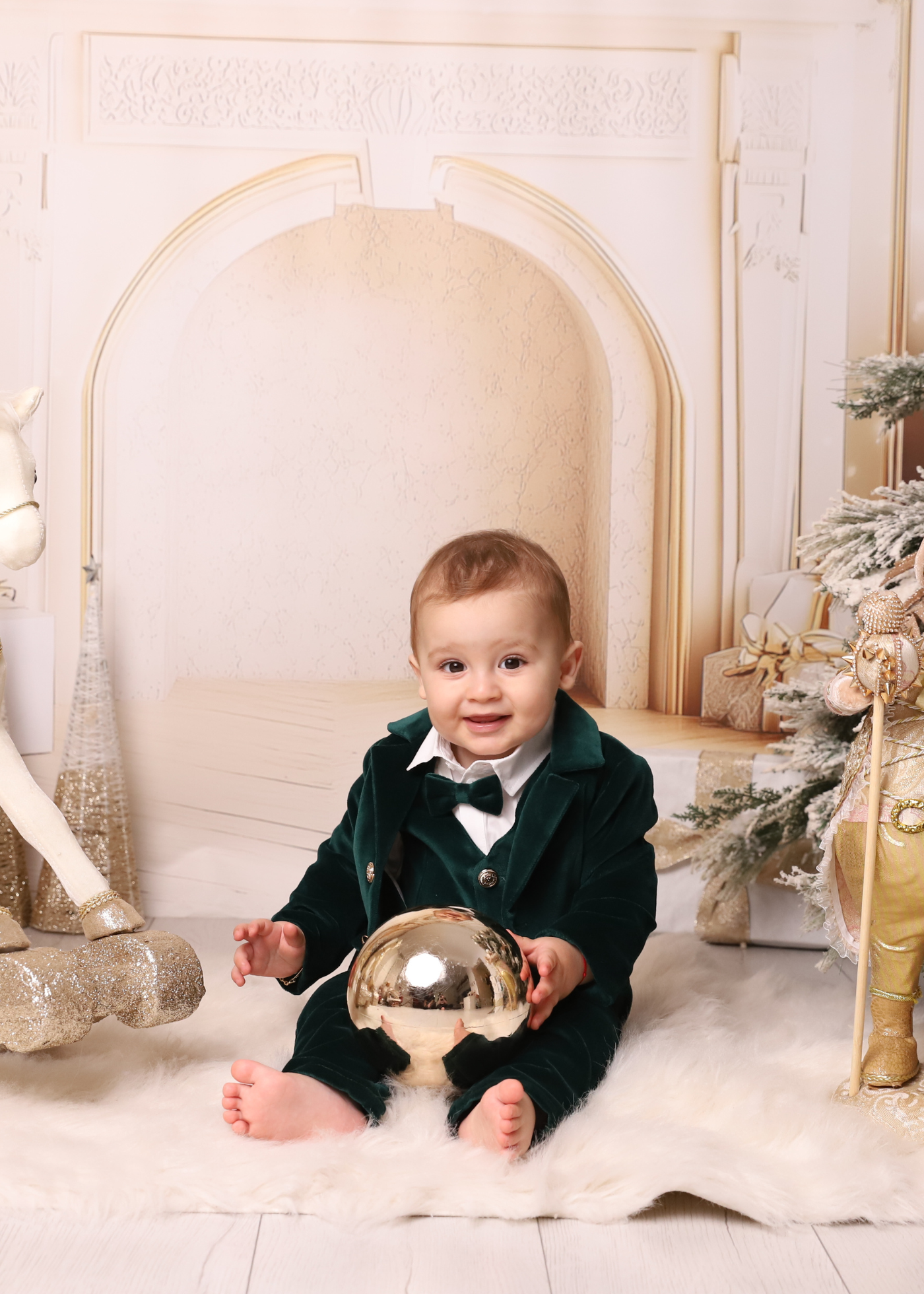 Ayan Green Velvet Costume AnneBebe