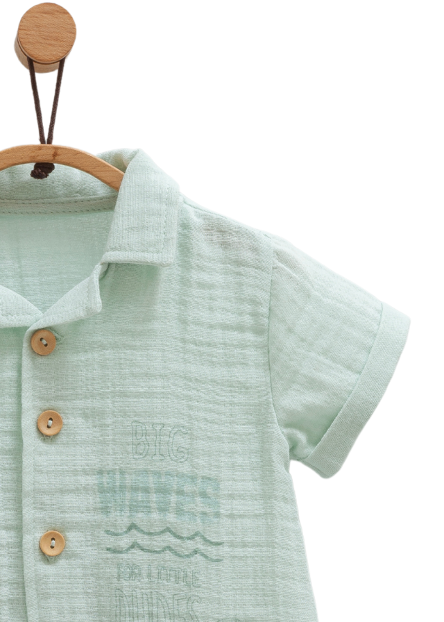 Salopeta Scurta din Muselina Verde cu Guler si Nasturi Little Boy TE1671 Mell Sweet Baby