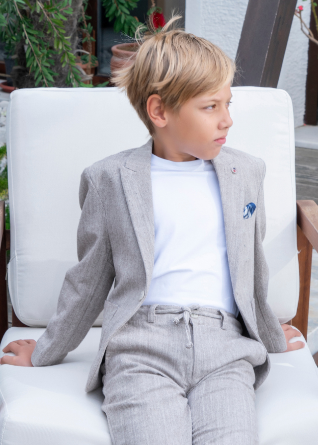 Costum Ceremonie 3 Piese Sacou si Pantaloni Maro si Tricou Alb 20236 Little Gentleman