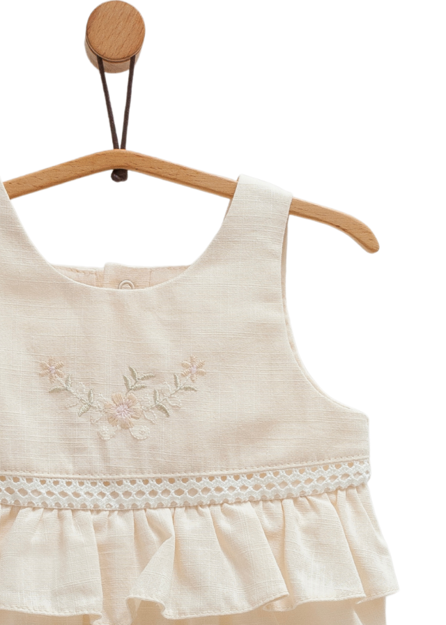 Salopeta Scurta Bej cu Bretele si Broderie pe Bust Serenity Girl TK1741 Mell Sweet Baby