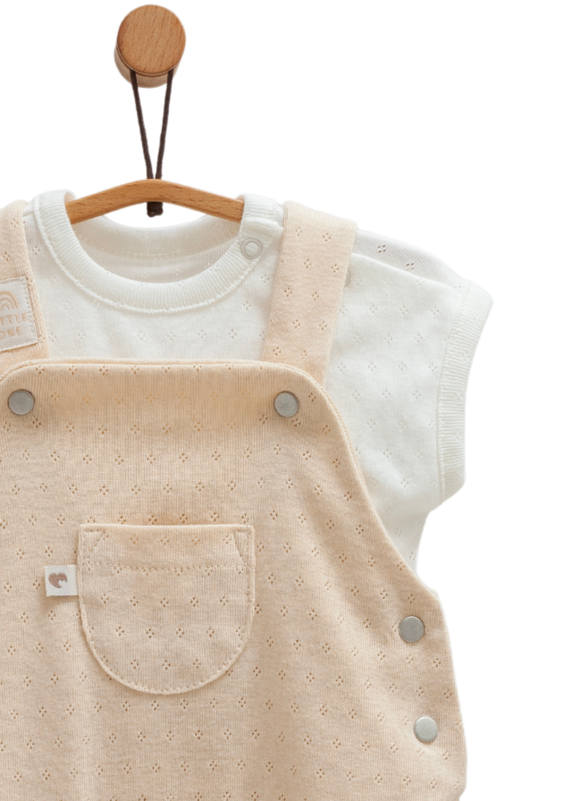 Set 2 Piese Salopeta Scurta Bej si Tricou Crem Move Boy SLE1712 Mell Sweet Baby