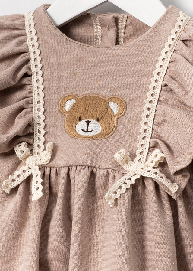 Beige dress with long sleeves with a bear on the chest art 3591 Mino Baby