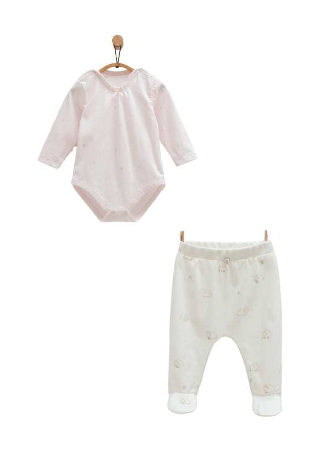 Set Body cu Maneca Lunga si Pantaloni Roz cu Oite Mini Lamb BPK1824 Mell Sweet Baby