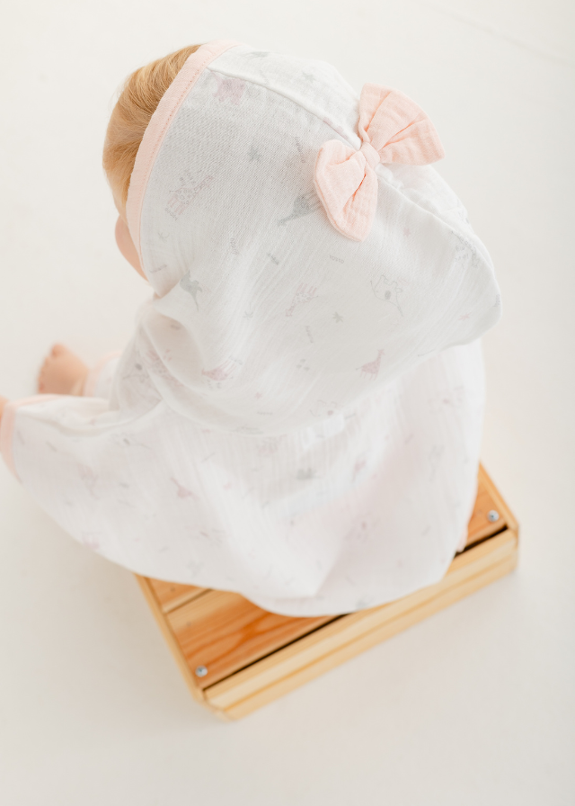 Poncho din Muselina Crem cu Somon AC25513 Andywawa