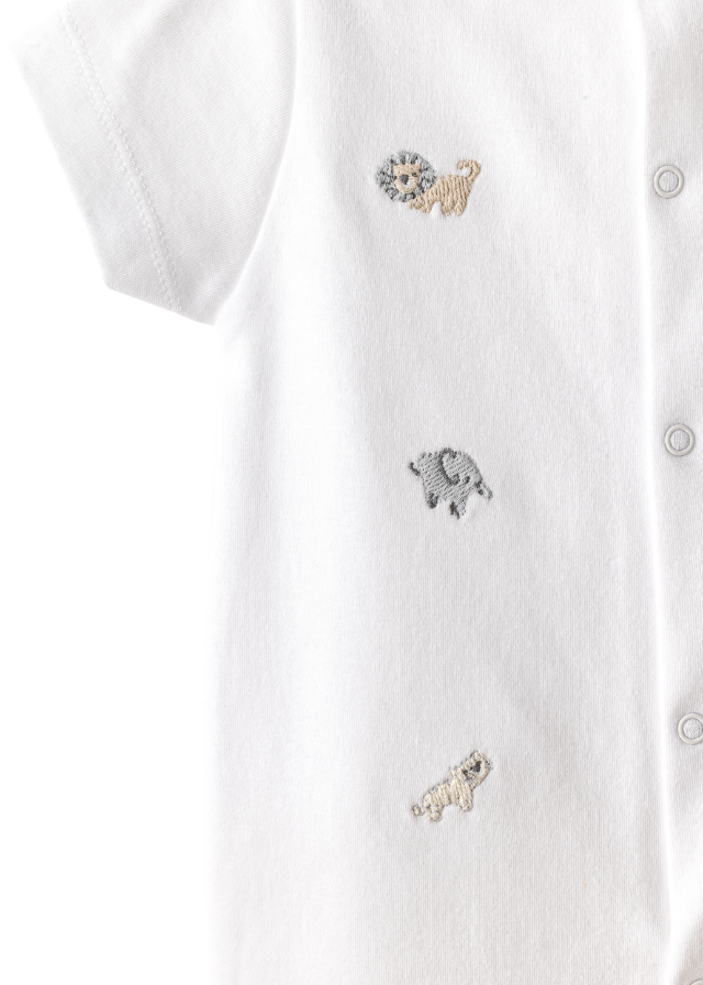 Salopeta Scurta Alba cu Broderie Animale Safari AC25805 Andywawa