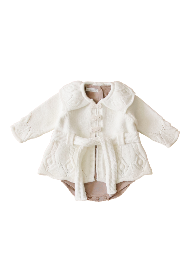 Set 5 Piese Sarafan si Cardigan Crem din Lana Merinos Bluza Crem Jambiere si Caciula 9561 Leo King