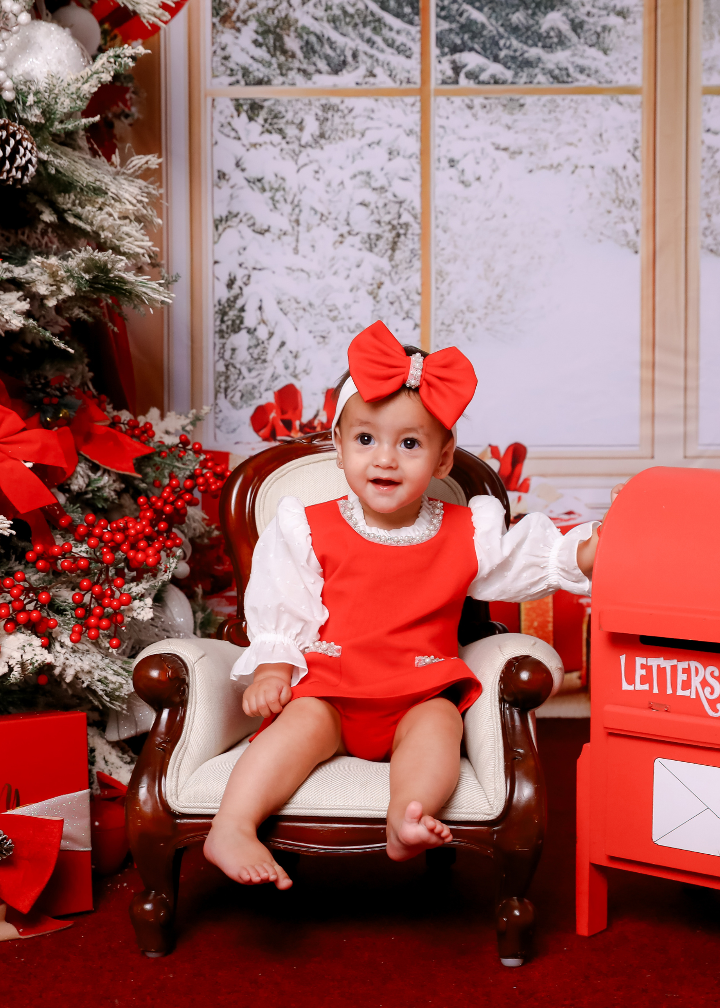 Rochita Rosie Cu Perle La Gat Si Buzunare AnneBebe