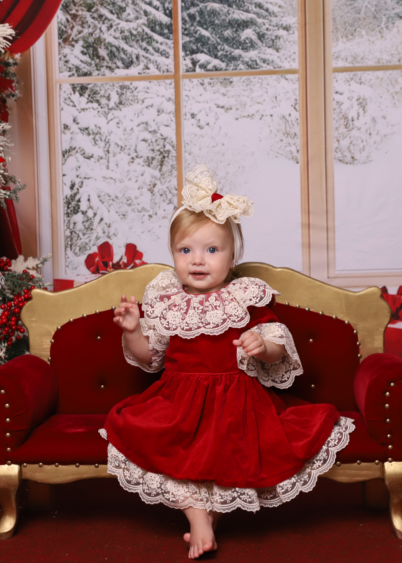 Rochita Catifea Rosie Volanas Dantela Alba La Gat Si Maneca AnneBebe