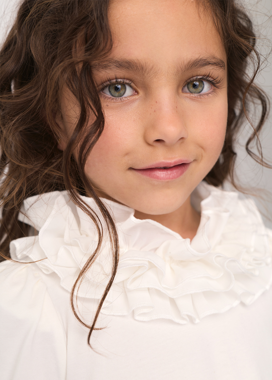 Bluza Crem cu Volane Decorative 5617 – Abel & Lula