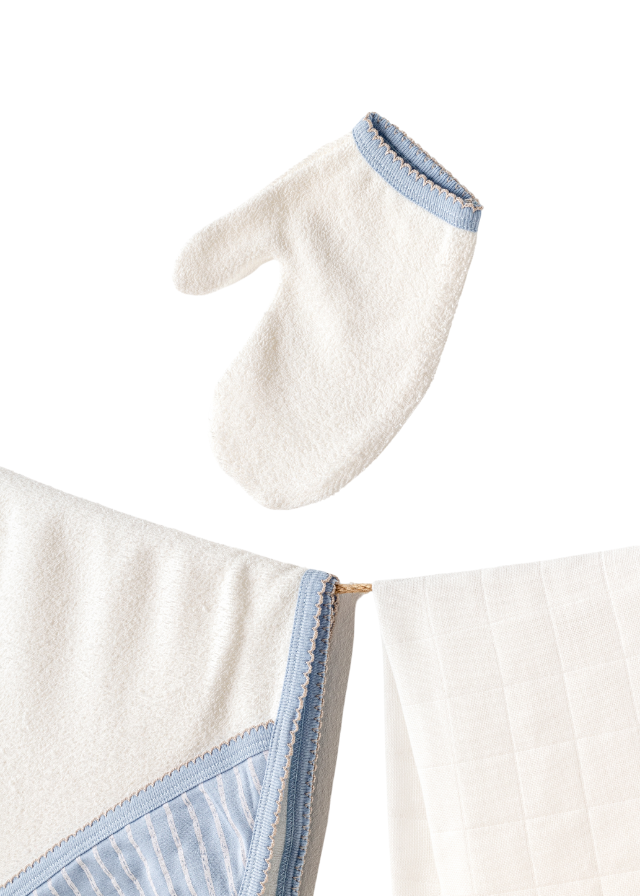 Set 3 Piese Baie Prosop Crem cu Bleu cu Dinozauri, Scutec Muselina si Manusa de Baie AC25922 Andywawa