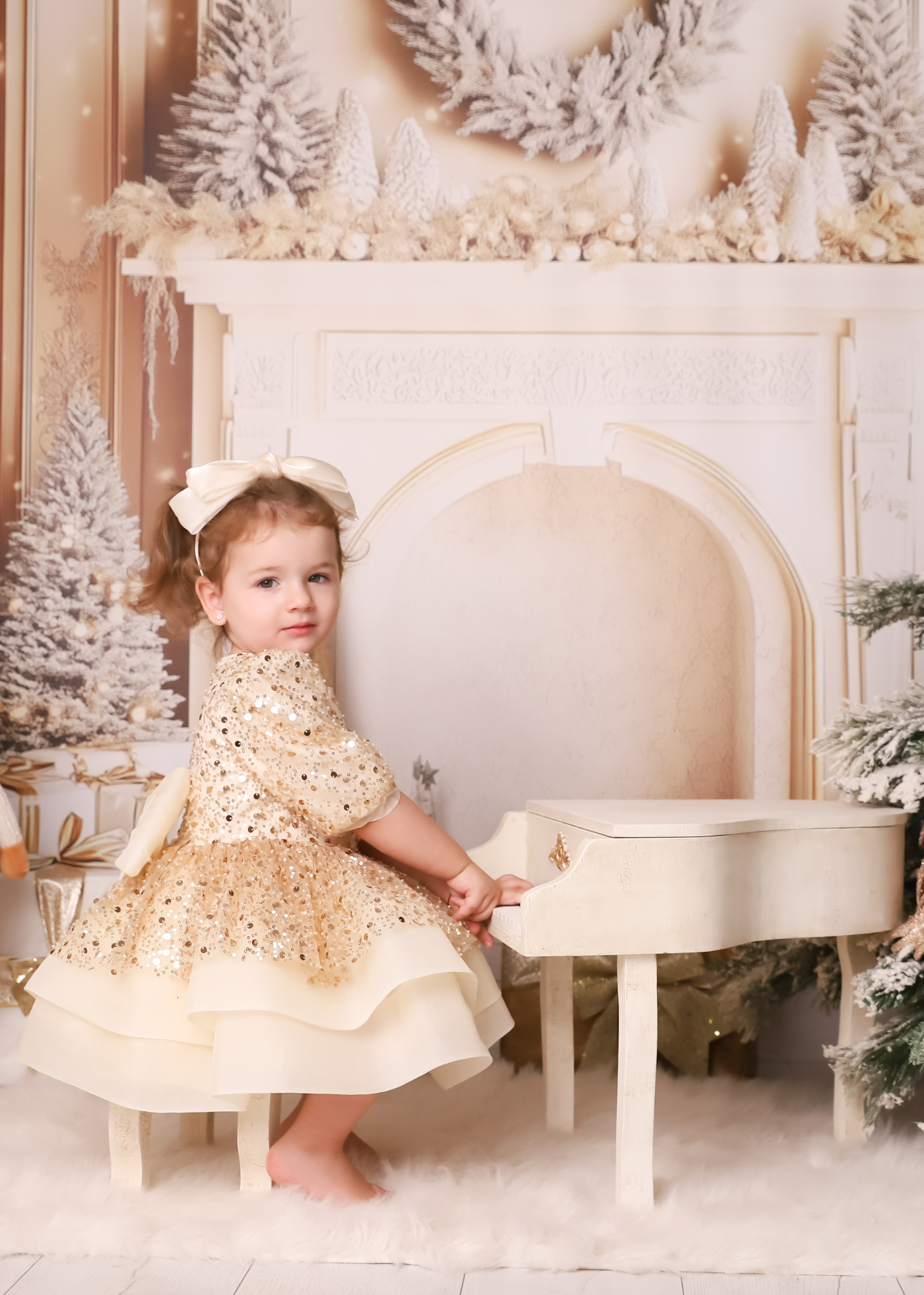 Rochita Lucia Tull Cappuccino Cu Paiete Aurii AnneBebe