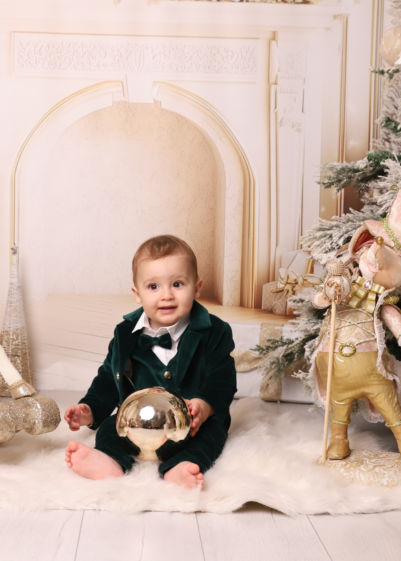 Ayan Green Velvet Costume AnneBebe