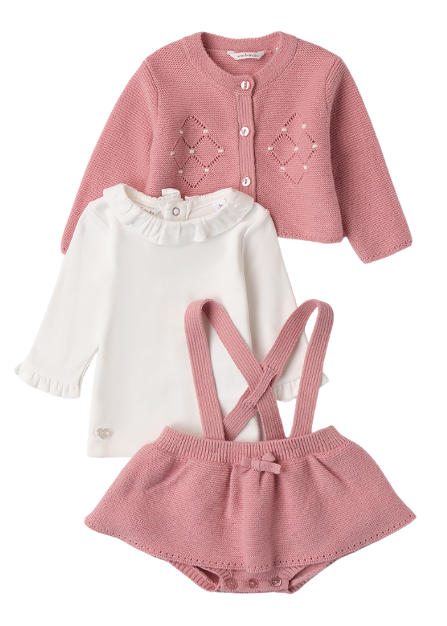 Set 3 Piese Salopeta Scurta si Cardigan Tricotate Roz Pudra si Bluza Crem 3A730.00 Minibanda