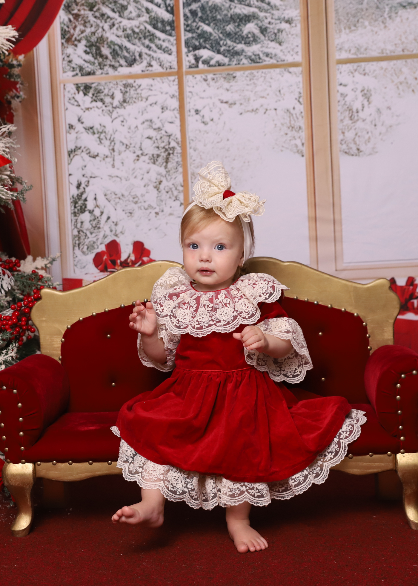 Rochita Catifea Rosie Volanas Dantela Alba La Gat Si Maneca AnneBebe