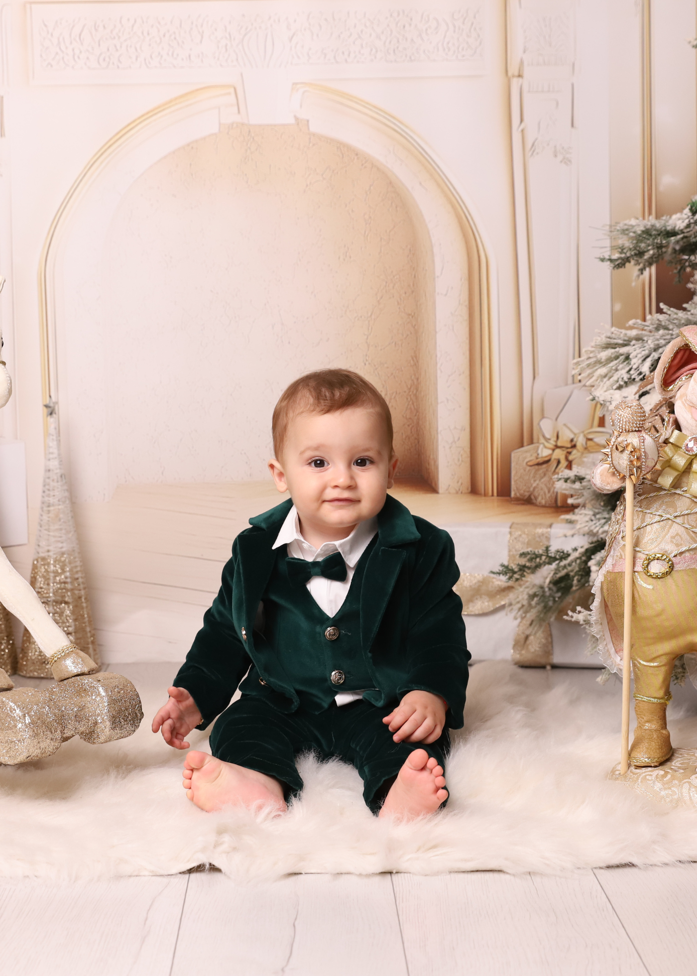 Ayan Green Velvet Costume AnneBebe